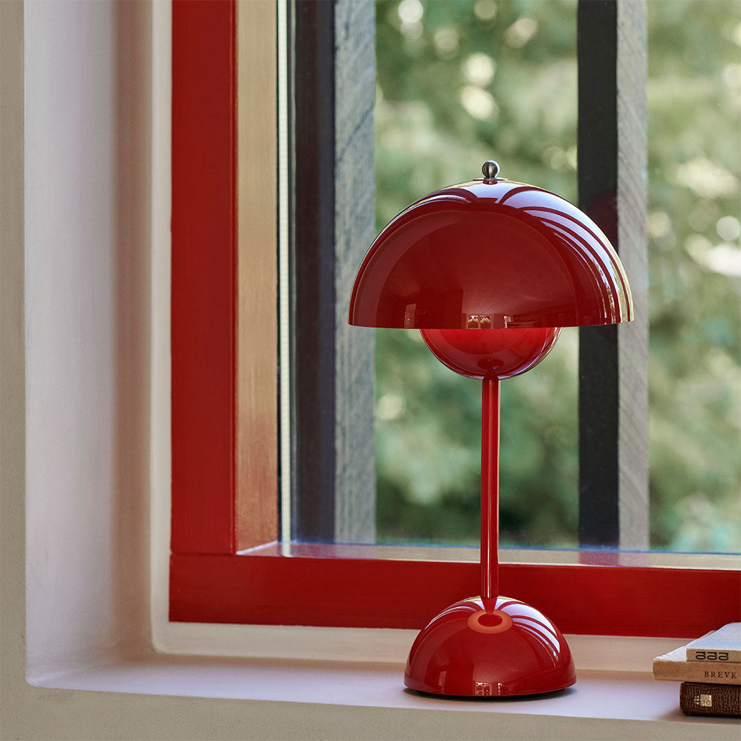 &Tradition, Flowerpot Portable Table Lamp VP9, Signal Green, Table / Task, Verner Panton