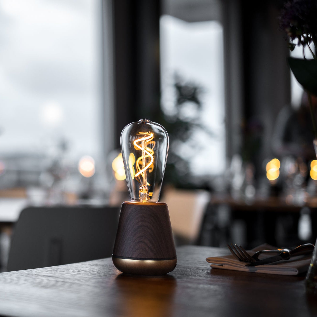 One Table Light