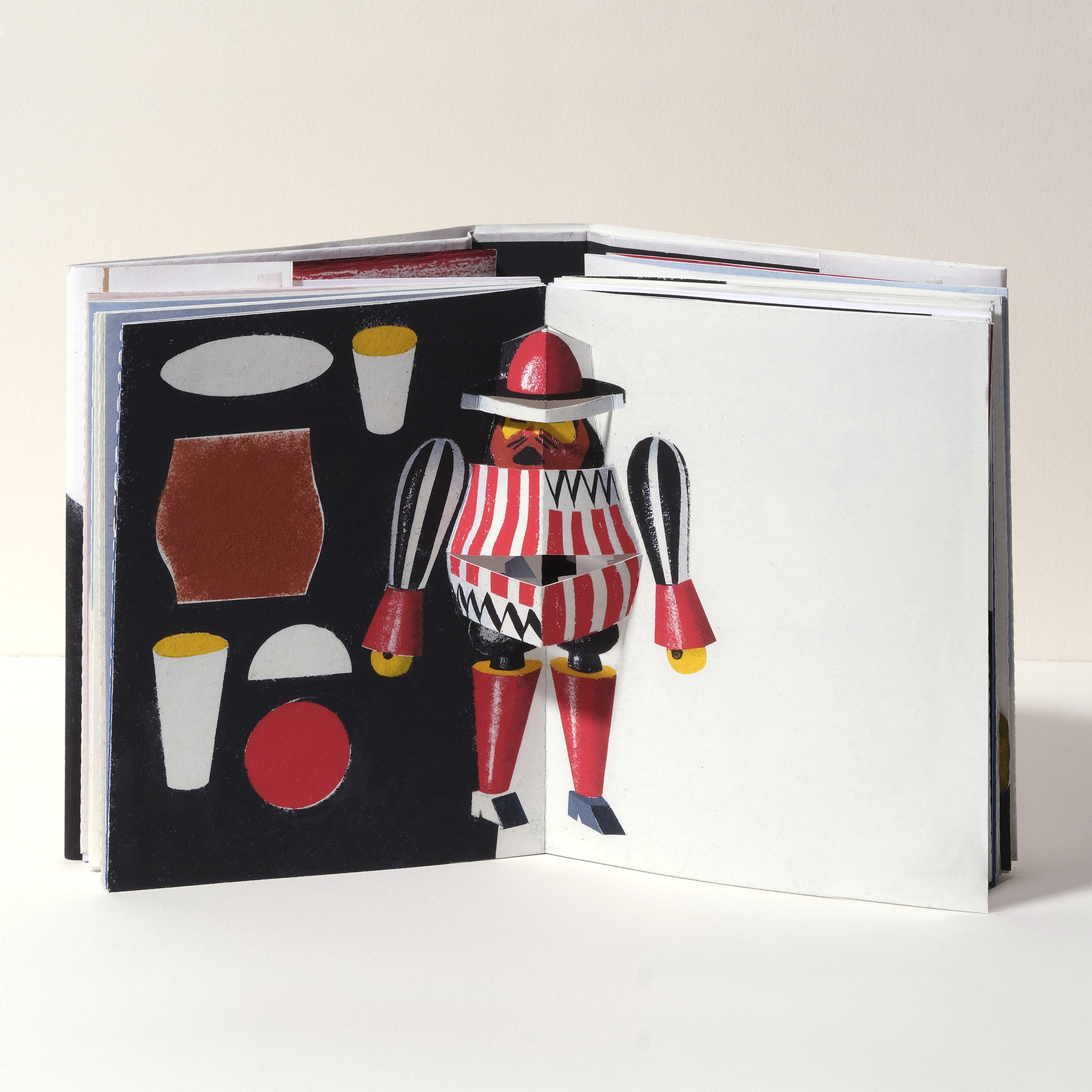 IC Design, Gérard Lo Monaco Jeux D'enfance Pop-Up Book,