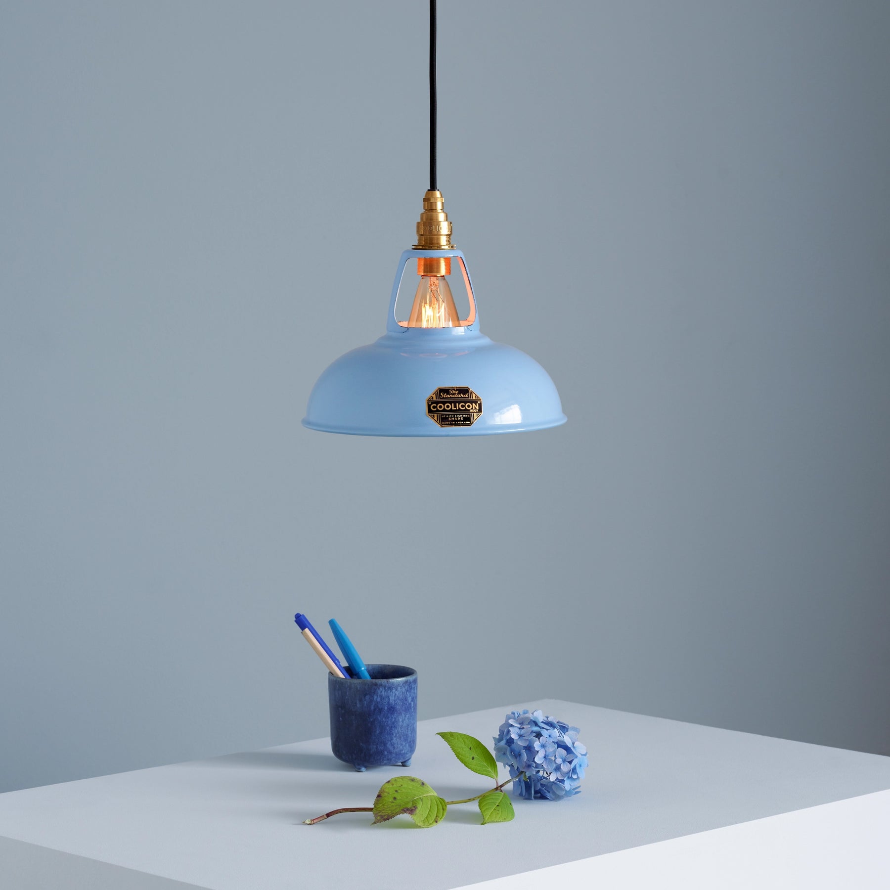 Coolicon, a classic British lighting brand known for its industrial-style pendant lights, combining retro charm with modern craftsmanship for a timeless and functional design.