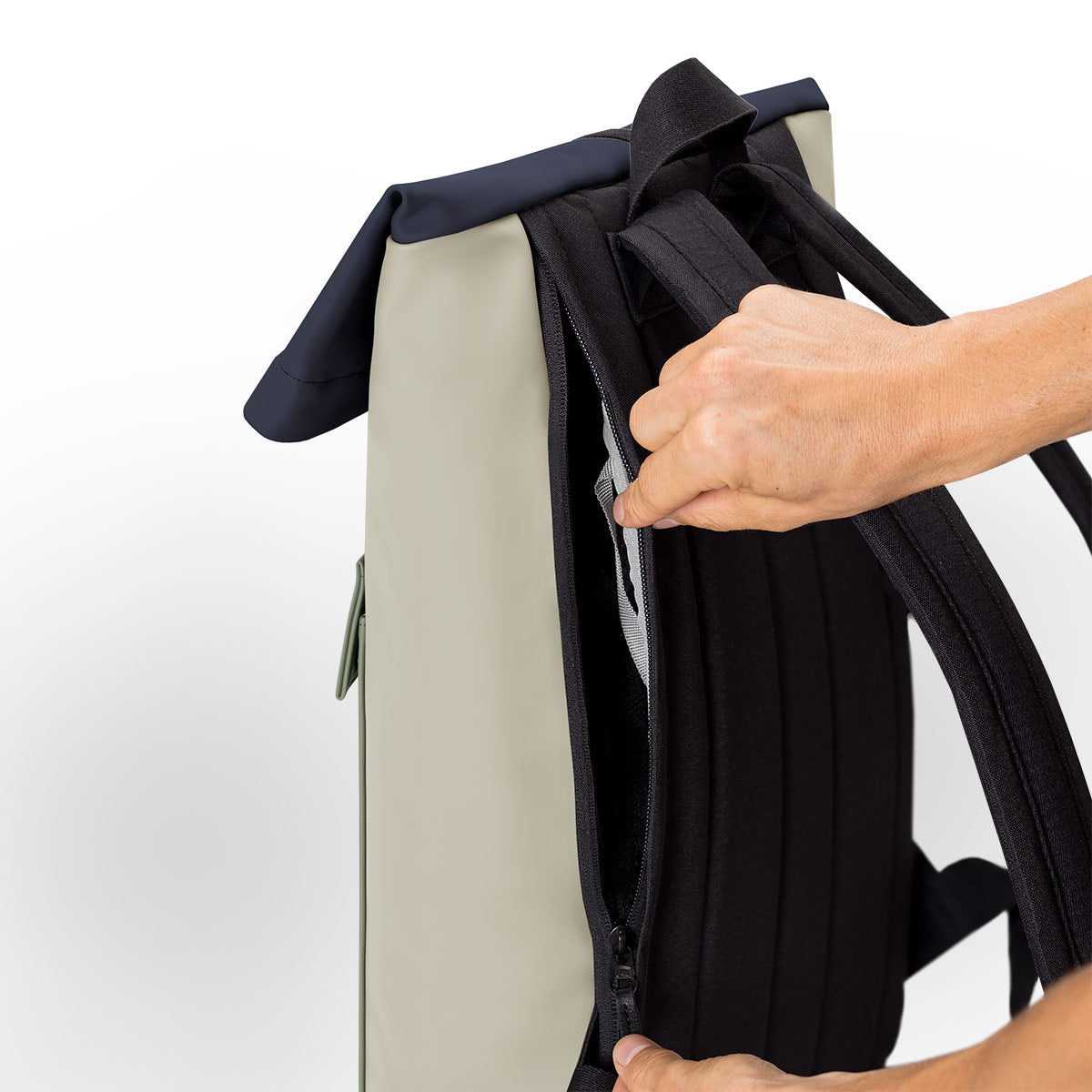 Ucon Acrobatics, Jasper Medium Lotus Backpack, Dark Navy, Backpacks,