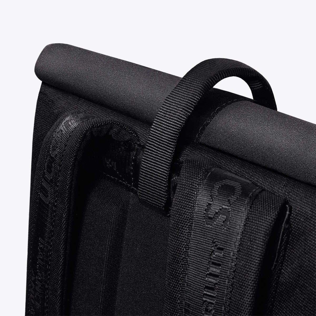 Ucon Acrobatics, Niklas Phantom Backpack Reflective, Backpacks,