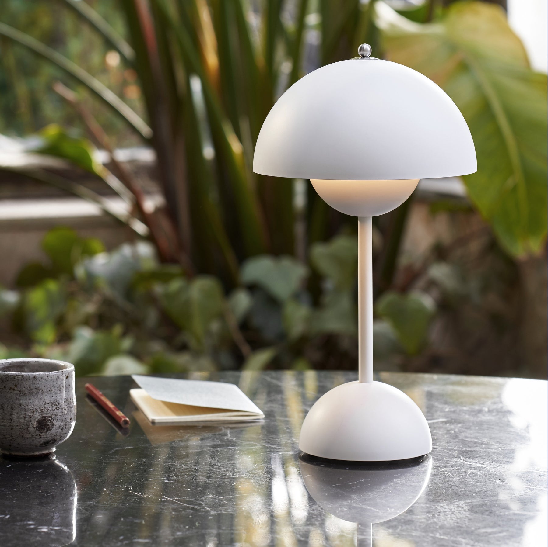 &Tradition, Flowerpot Portable Table Lamp VP9, Matte Black, Table / Task, Verner Panton