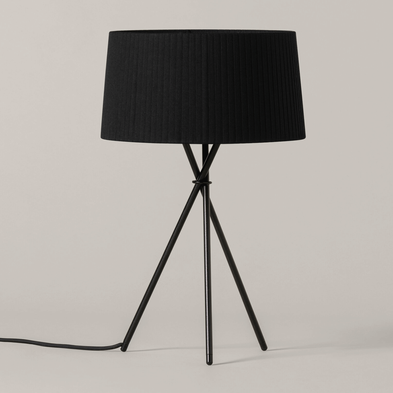 Tripode G6 Table Lamp