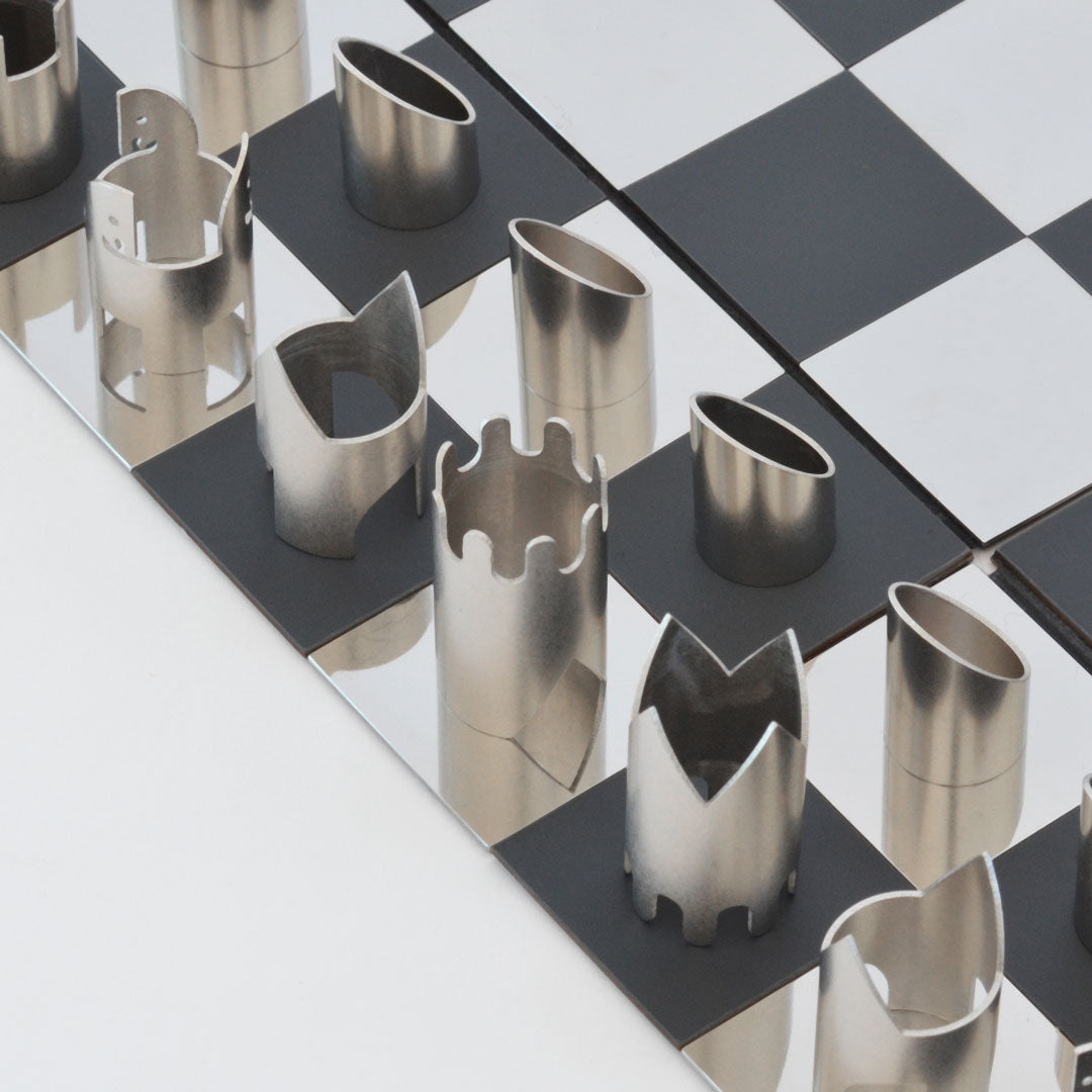 IC Design, Cy Endfield Travel Chess Set, Chess,