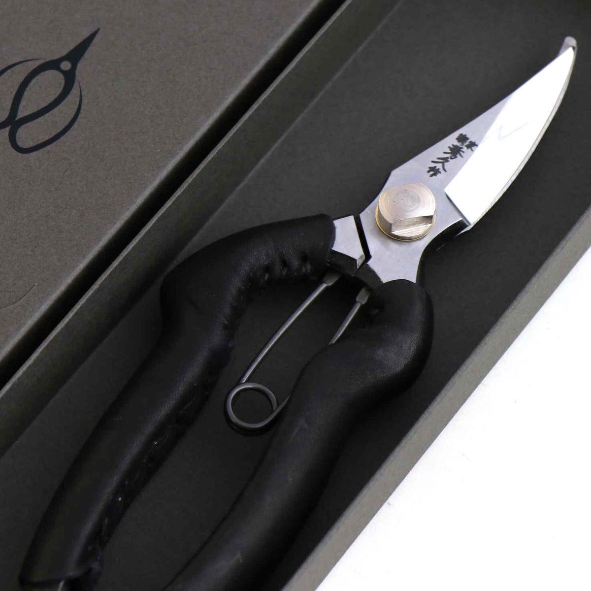 T26-B Pruning Shears, Multi Purpose - Black Leather Grip
