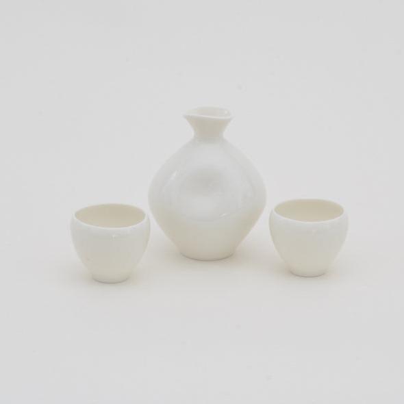 Sousou Sake Bottle w/2 cups