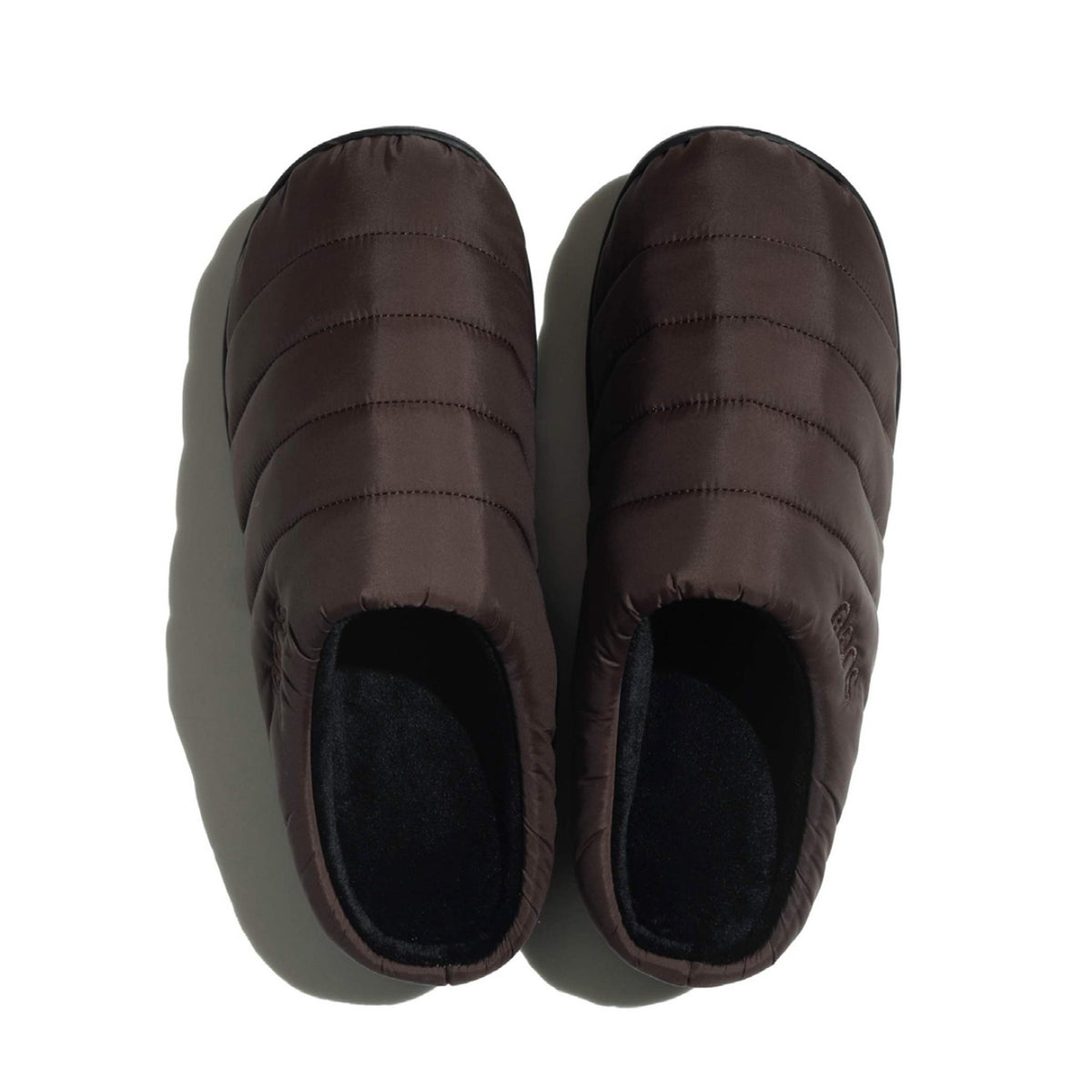 SUBU, a brand known for its stylish, insulated slip-on shoes, offering comfort and warmth with a sleek design, perfect for indoor and outdoor use during colder months.