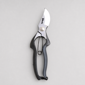 T13-O Pruning Shears, Asymmetrical - Olive Leather Grip