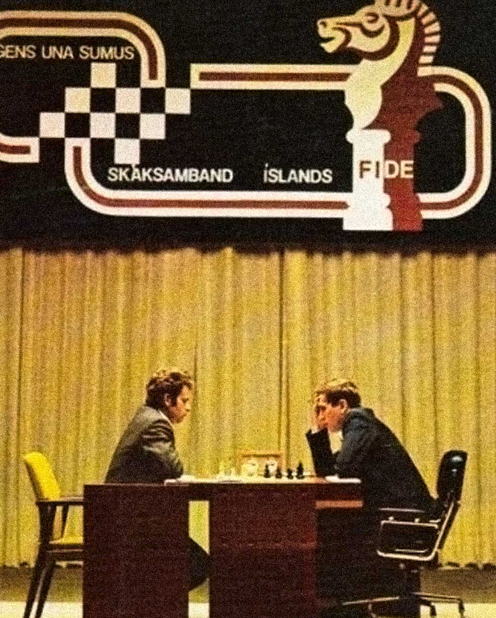 Spassky Fischer, Cy Endfield Travel Chess Set