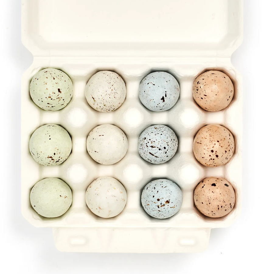 Robbin Eggs with Assorted Praline and Caramel