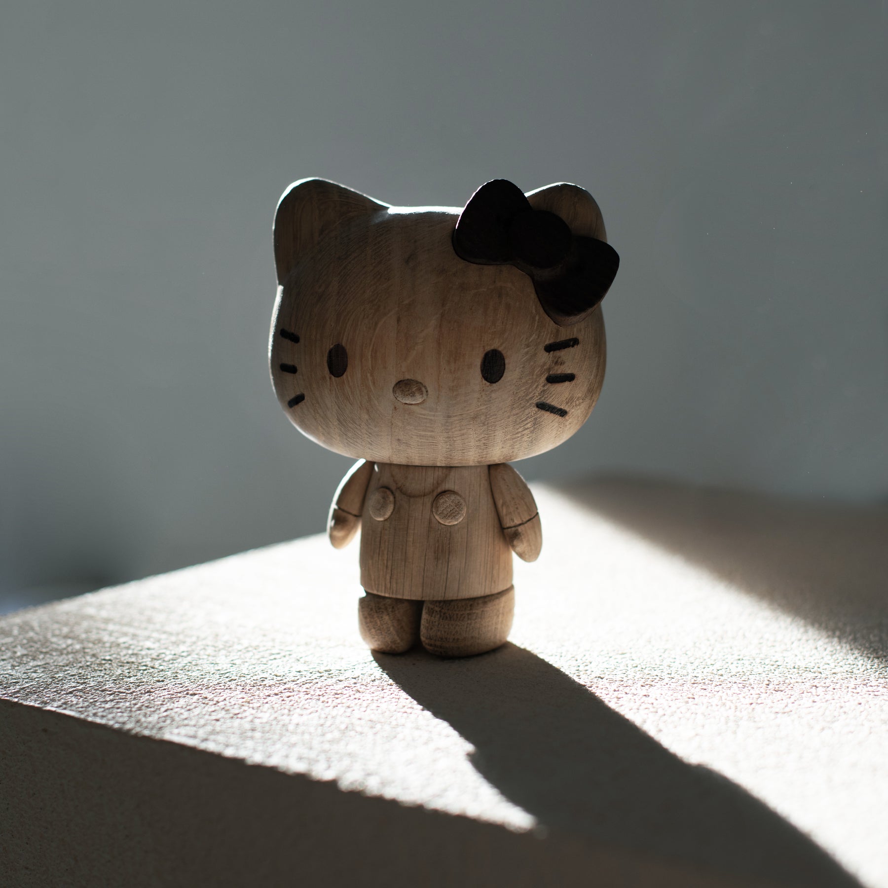 Hello Kitty x Oak