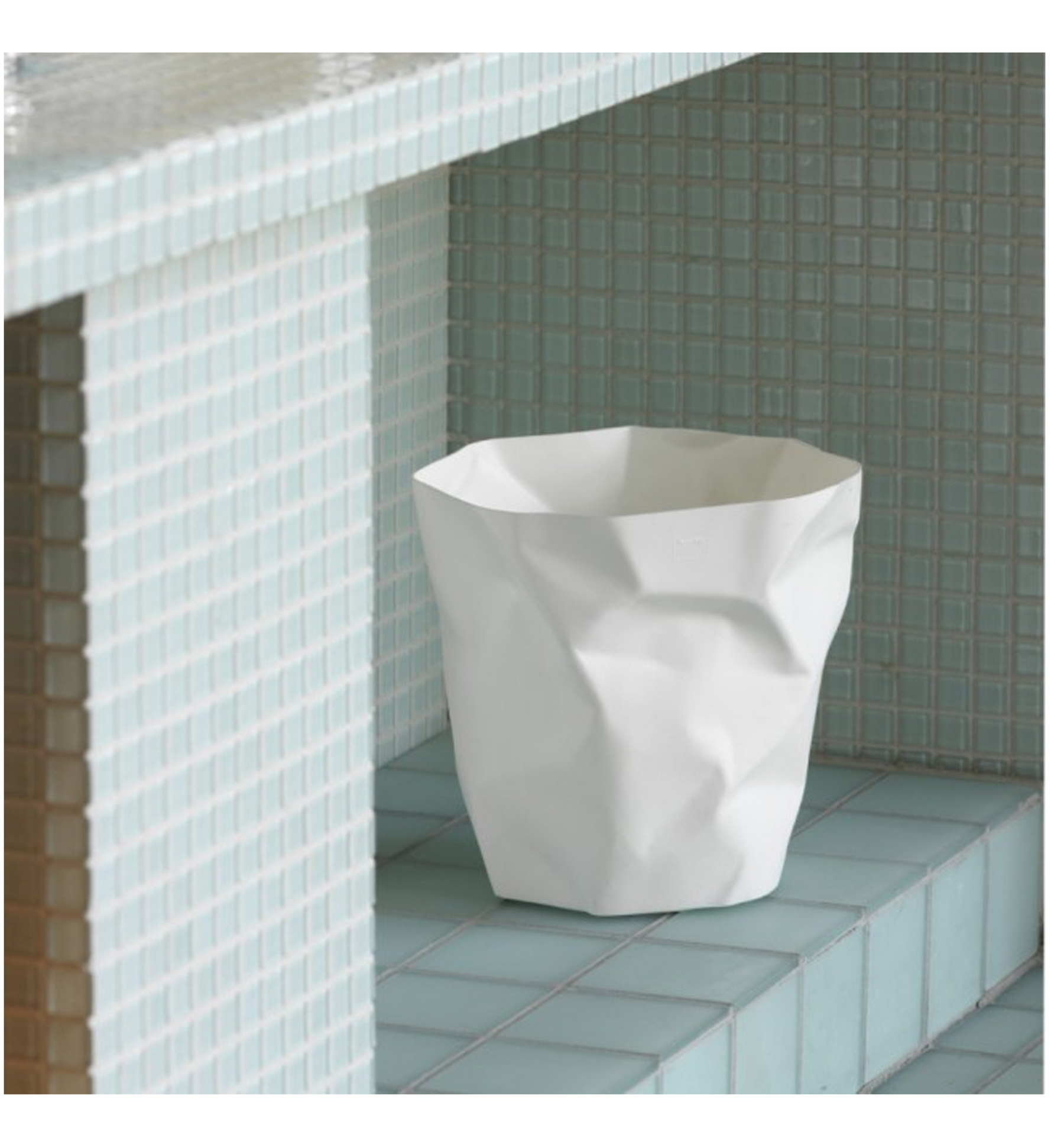 AMEICO - Official US Distributor of Essey - Wipy Cube Tissue Holder