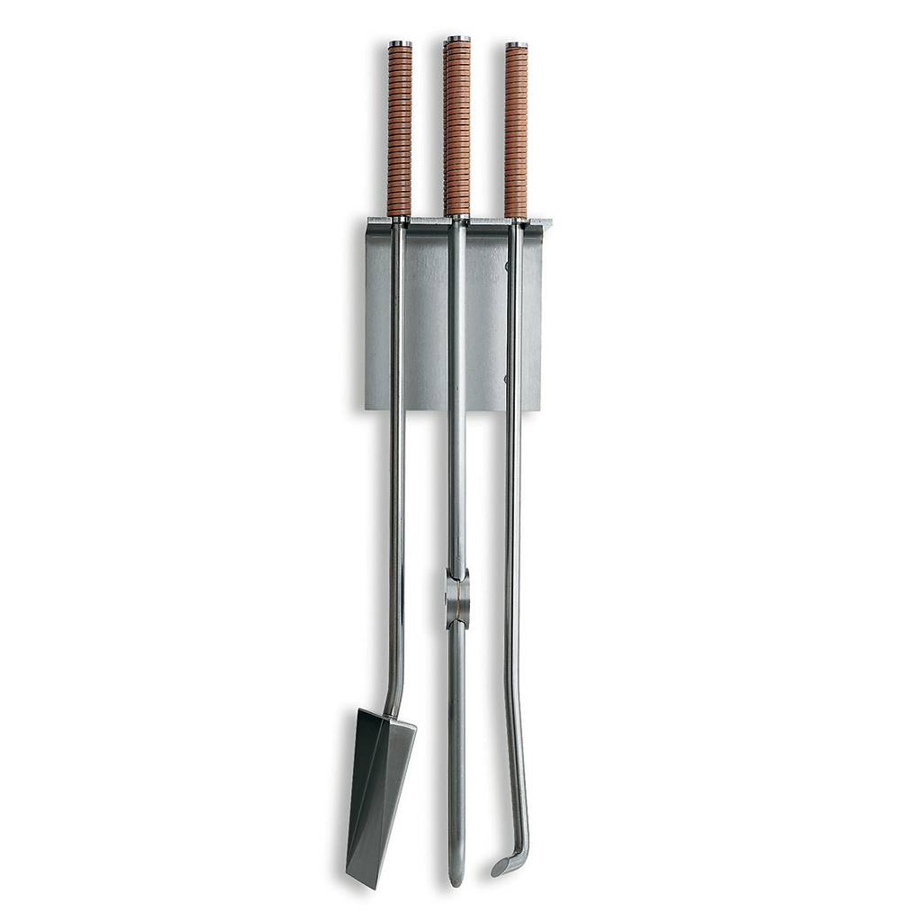 Conmoto - Peter Maly Wall Mounted Fireplace Tools